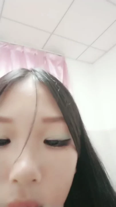 Uncensored Japanese Amateur POV — Lingerie-Clad Solo Session with Full Face Reveal のスクリーンショット 15