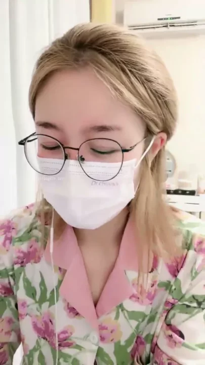 Screenshot 3 from European Solo Performer in Floral Pajamas — Glasses and Mask Aesthetic