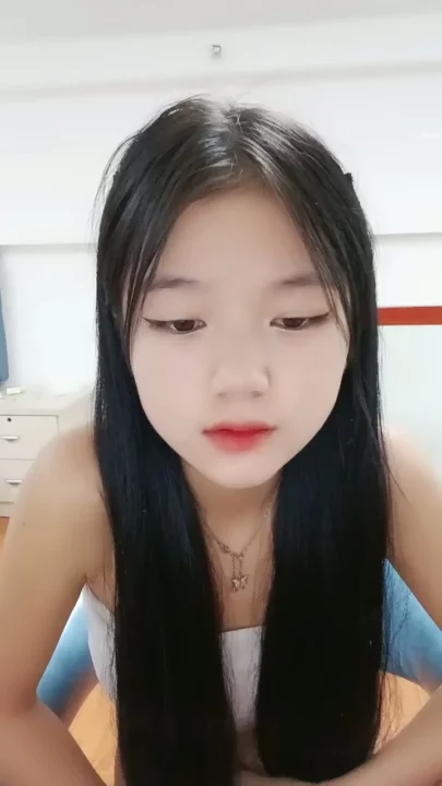 Screenshot 11 from FC2-PPV Livestream: Petite Asian Selfie Debut with Face Shown — Natural Small Tits