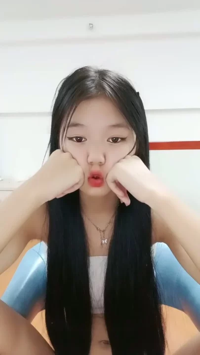 Screenshot 13 from FC2-PPV Livestream: Petite Asian Selfie Debut with Face Shown — Natural Small Tits