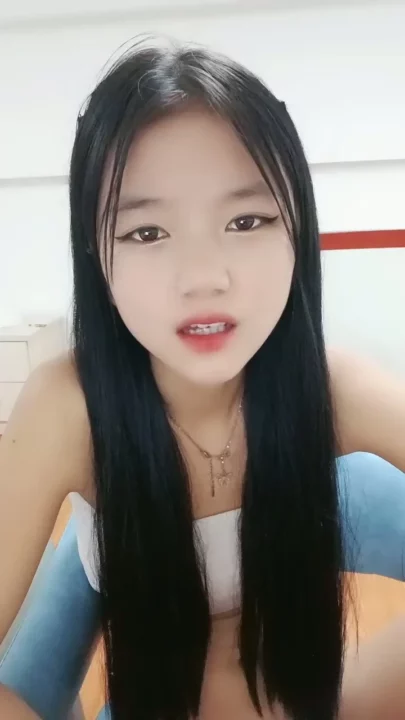 Screenshot 22 from FC2-PPV Livestream: Petite Asian Selfie Debut with Face Shown — Natural Small Tits