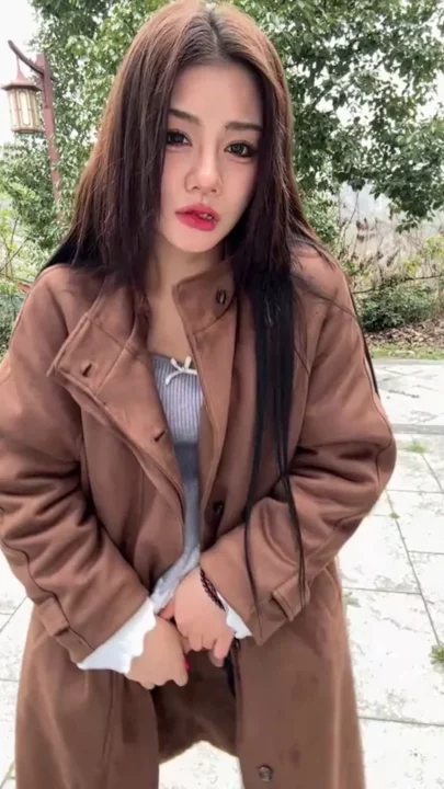 Screenshot 10 from Public Park Toy Creampie with Asian Amateur — Rough Outdoor Session — 125202