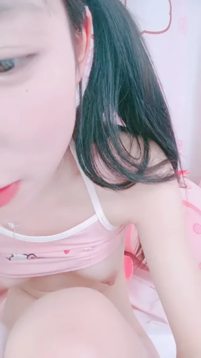 Screenshot 4 from Shaved Asian Amateur in Lingerie — Intimate POV Vibrator Session