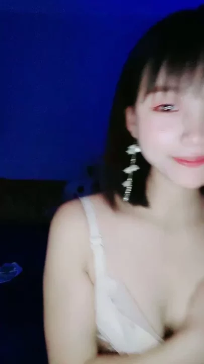 Screenshot 14 from Solo Asian Amateur Play — Lingerie & Bikini Teasing in Private Bedroom Session