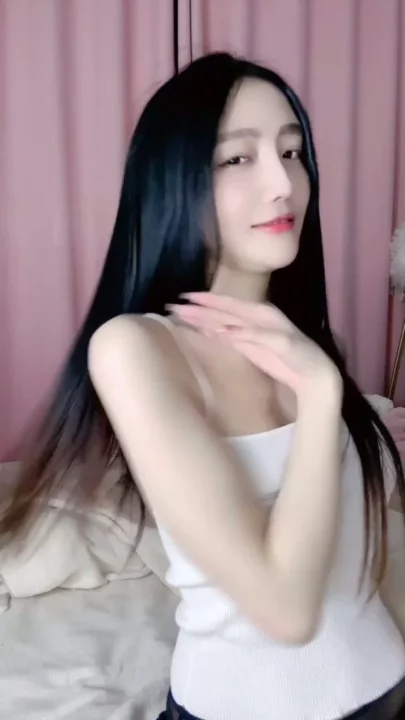 Petite Asian Solo Masturbation — Lingerie Tease with Full Face Reveal のスクリーンショット 5
