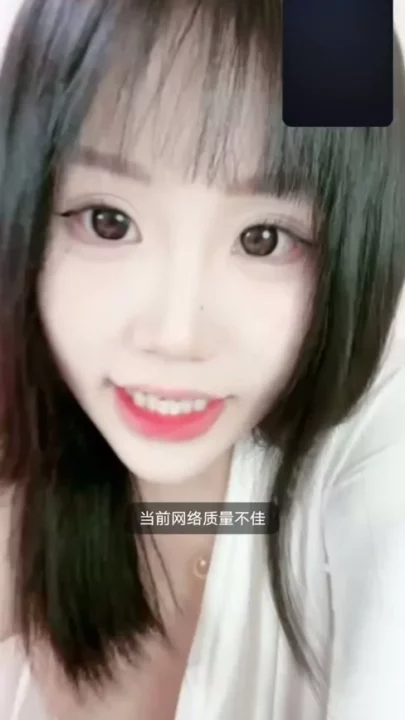 Petite Asian Star Lin Solo Toy Play — Shaved Pussy Close-Ups in Livestream のスクリーンショット 4