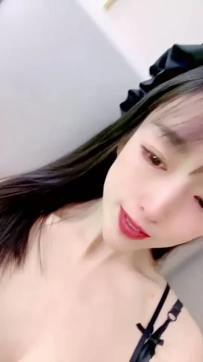 Screenshot 3 from Self-Shot Tease: Xixi Flaunts Yellow Lingerie in Asian Amateur Solo