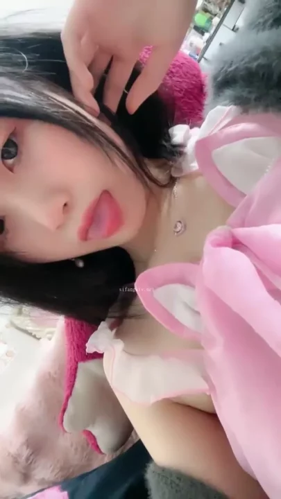 Screenshot 16 from Yuyu’s Solo Tease — Pink Lingerie & Cozy Cardigan in Bedroom Self-Shoot