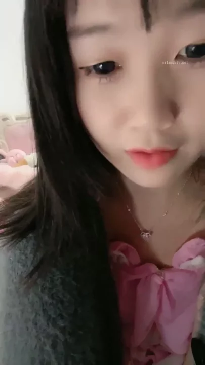 Screenshot 10 from Yuyu’s Solo Tease — Pink Lingerie & Cozy Cardigan in Bedroom Self-Shoot