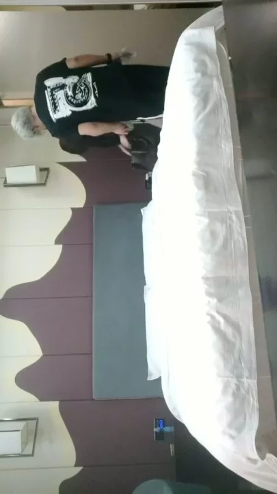 Hotel Hookup with Asian Escort — Black Lace & Multiple Creampies のスクリーンショット 4