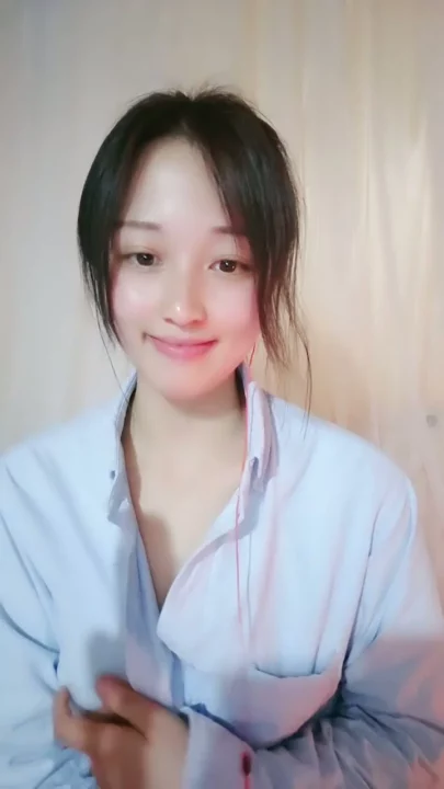 Screenshot 23 from FC2 PPV Solo Masturbation — Petite Asian Squirting with Dildo in Bedroom [FC2-PPV]