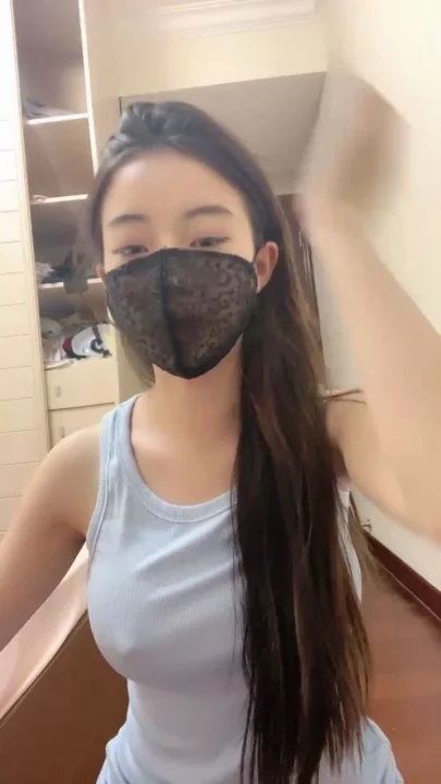 Masked Asian Amateur in Lingerie — Intense POV Creampie Scene のスクリーンショット 5