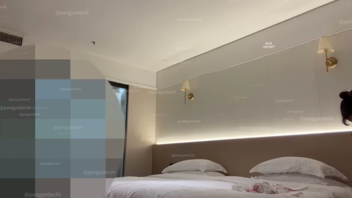 Screenshot 4 from Petite Asian Starlet in Hotel Scene — Full-Face Japanese Creampie POV