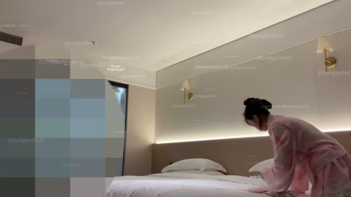 Screenshot 7 from Petite Asian Starlet in Hotel Scene — Full-Face Japanese Creampie POV