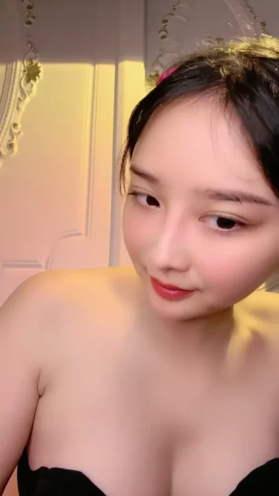 Screenshot 1 from Xueer’s Office Fantasy — Japanese POV Creampie in Black Lingerie