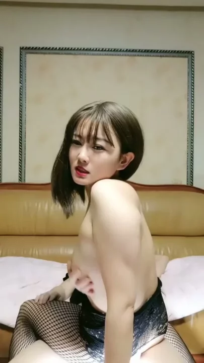 Screenshot 14 from East Asian Beauty in Black Lingerie — Intimate JAV POV Experience