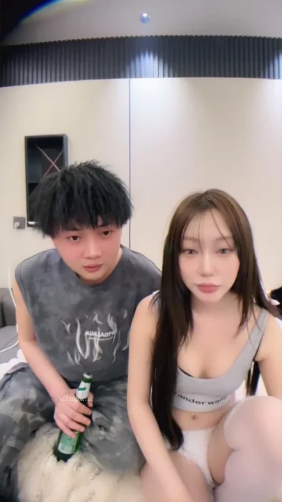 Boboの激しいFC2ホテル体験 — 未編集のPOVアクションとクリームパイフィニッシュ [FC2-PPV-4567890] のスクリーンショット 6