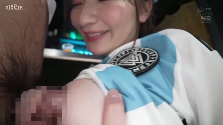 FC2-PPVスタイル 無修正 — 巨乳アマチュア日本人クリームパイPOV のスクリーンショット 2