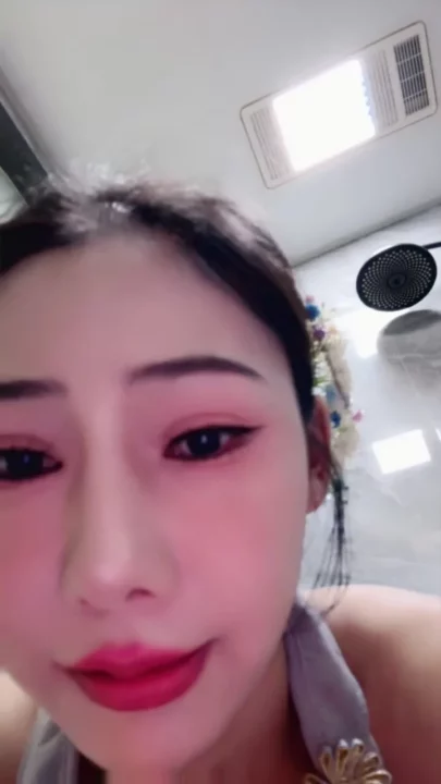 Screenshot 3 from Amateur Japanese POV — Floral Hair Clips, Dildo Action, and Face Fully Visible [FC2-PPV-3050]