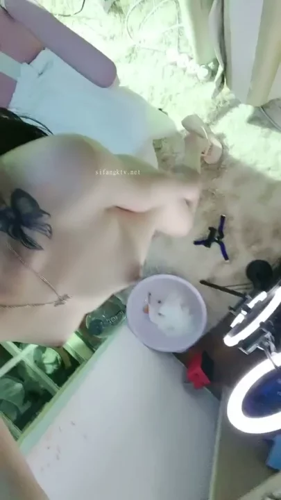Screenshot 21 from Jingjing’s Explicit POV Session — Uncensored Japanese Amateur with Visible Partner Interaction