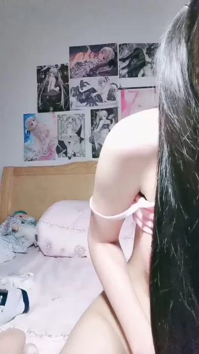 Uncensored JAV POV — Jingjing Blindfolded Solo Session in Pink Lingerie のスクリーンショット 3