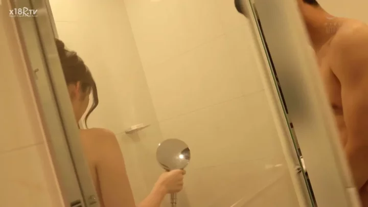 Screenshot 7 from Uncensored Japanese POV — Mature Asian Woman Creampies White Ex in Hotel