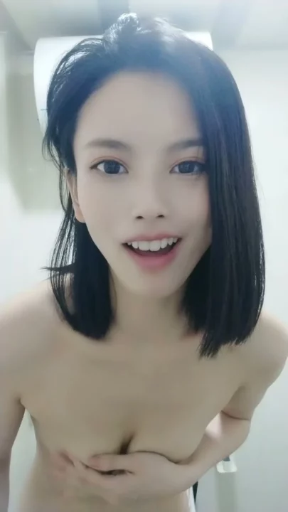 Screenshot 16 from Yiyi’s Uncensored POV Adventure — Black Stockings & Creamy Climax