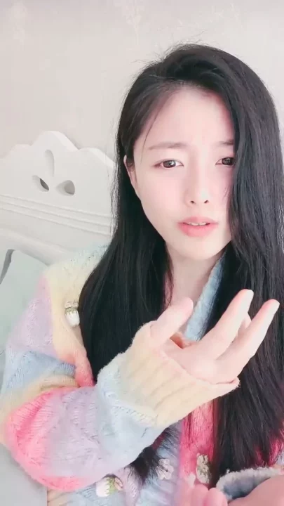 ASMR Lifestyle Video — Japanese Model in Pastel Outfits Showing Face のスクリーンショット 16