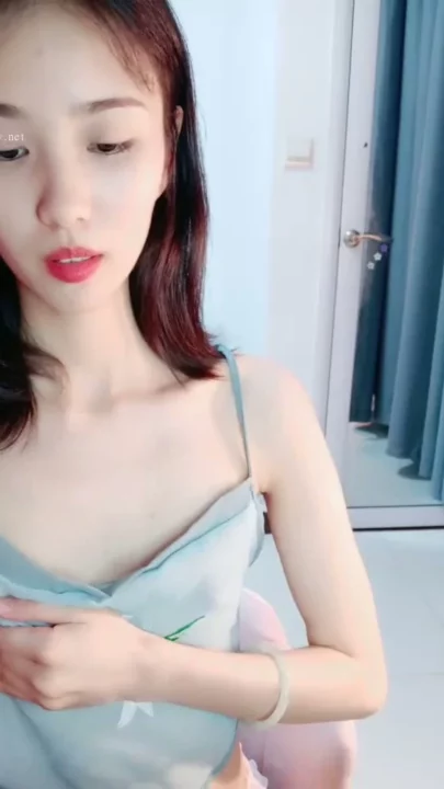 Natural B-Cup Japanese Solo in Sheer Black Lace — Intimate Lingerie Tease のスクリーンショット 20