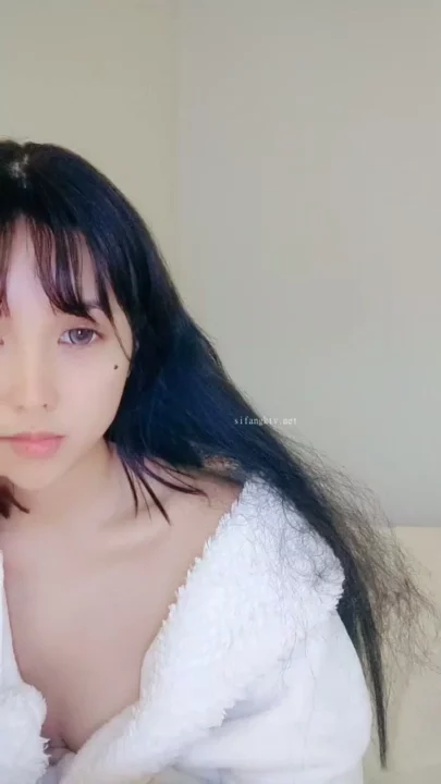 Screenshot 10 from Masked Japanese Amateur Anan — Petite Solo Play in Censored Self-Recording