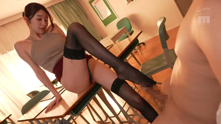 Screenshot 14 from FC2 Amateur Threesome — Teacher & Student Classroom Fuck with Creampie Finish