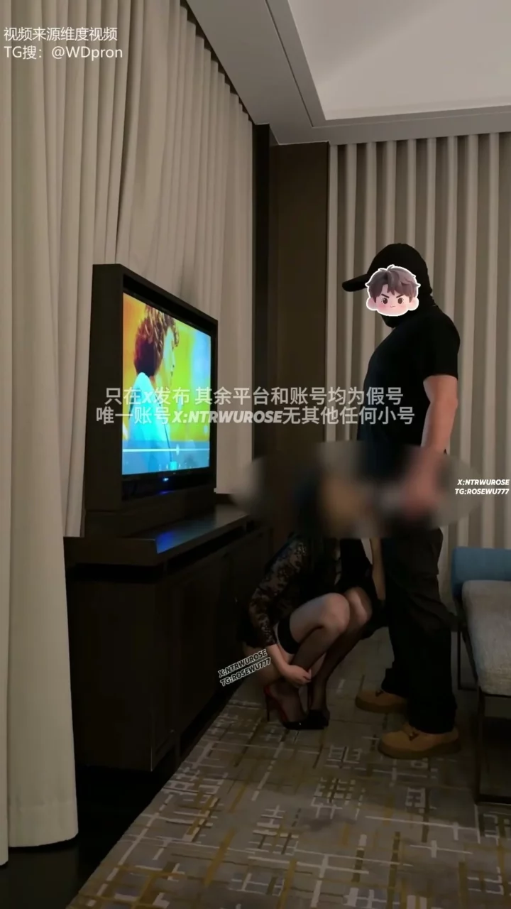 動画を再生:FC2-PPV-10203: Elegant Asian Wife in Black Lingerie Takes Multiple Creampies — NTR Hotel Encounter