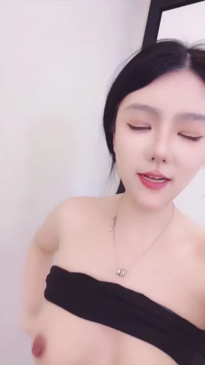 レズビアンストッキングランジェリー POV — リンリンと妹がアジアのアマチュアでタッグチーム のスクリーンショット 4