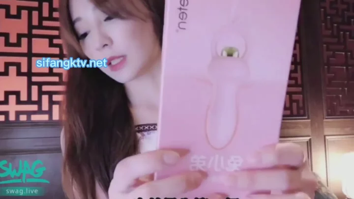 Screenshot 9 from Linlin’s Hotel POV Solo — Shaved Pussy & Dildo Action Uncensored