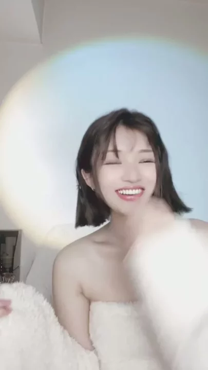 Screenshot 14 from JAV-Style Lingerie Showcase — Petite Asian Solo Tease with Full Face Reveal