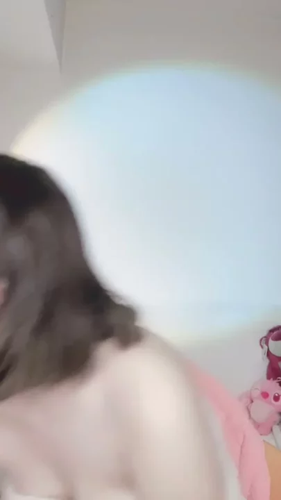 Screenshot 4 from JAV-Style Lingerie Showcase — Petite Asian Solo Tease with Full Face Reveal
