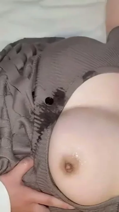 Screenshot 13 from FC2-Style Face-Shown Amateur — Natural Big-Tits Japanese Beauty in POV