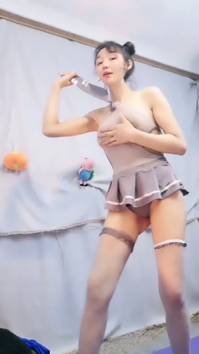 Screenshot 1 from Petite Asian Ranxi Livestream Solo — Twintails & Lingerie Self-Pleasure