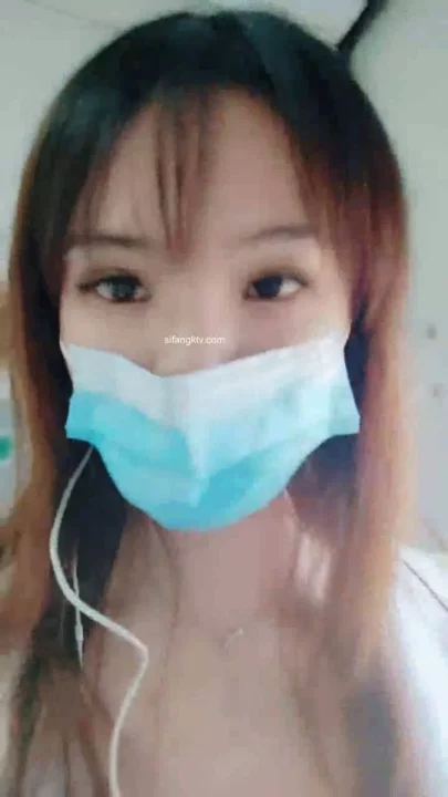 Screenshot 12 from Timid Japanese Schoolgirl Solo Video — Full Face Visible in Park