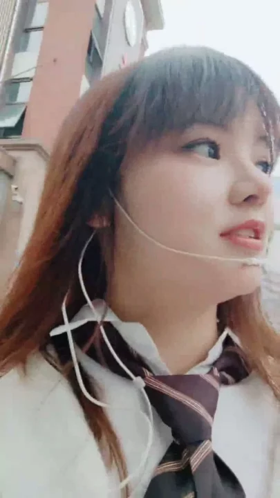 Screenshot 6 from Timid Japanese Schoolgirl Solo Video — Full Face Visible in Park