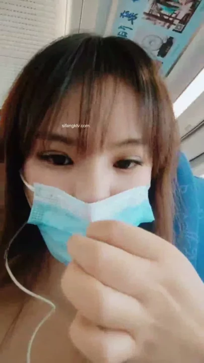 Screenshot 11 from Timid Japanese Schoolgirl Solo Video — Full Face Visible in Park