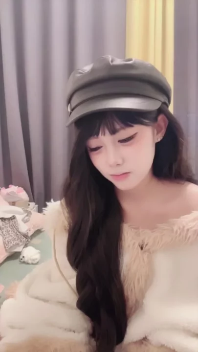 Screenshot 13 from Petite Japanese Beauty in Fur-Lined Lingerie — Intimate POV Masturbation