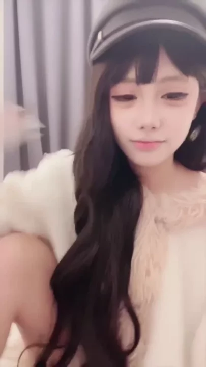Screenshot 4 from Petite Japanese Beauty in Fur-Lined Lingerie — Intimate POV Masturbation