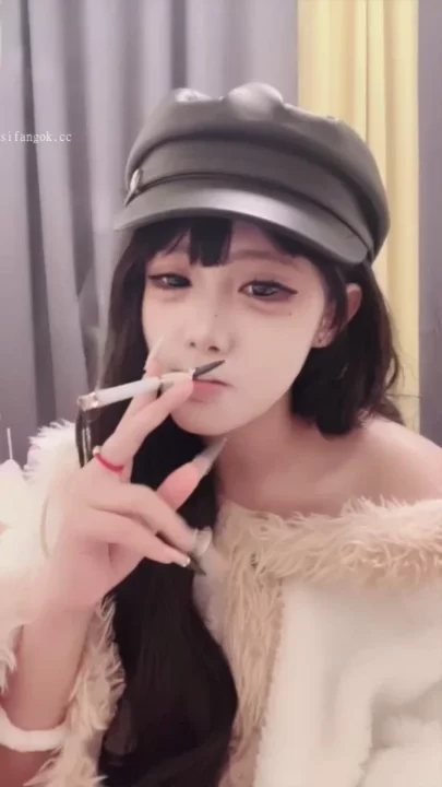 Screenshot 5 from Petite Japanese Beauty in Fur-Lined Lingerie — Intimate POV Masturbation