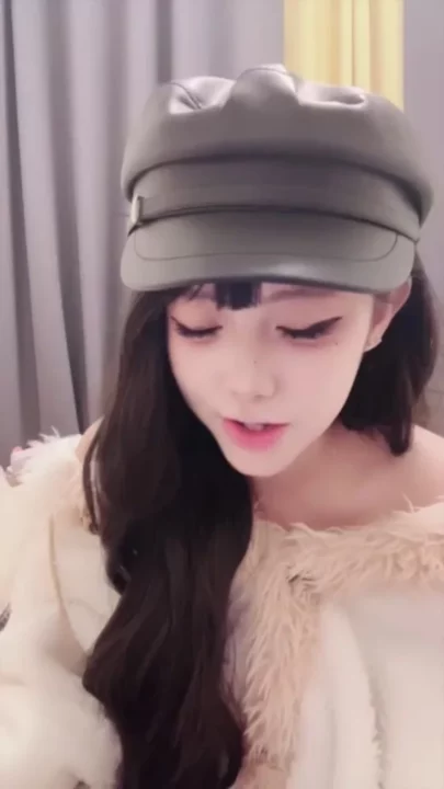 Screenshot 6 from Petite Japanese Beauty in Fur-Lined Lingerie — Intimate POV Masturbation