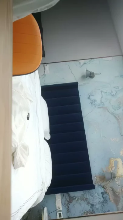 Raw FC2-Style POV — Petite Asian Teases in Beige Dress のスクリーンショット 13