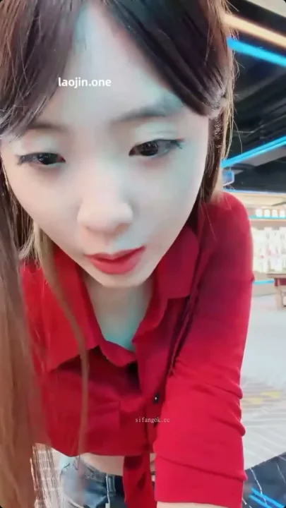 Screenshot 4 from Yuzu’s Self-Shot Japanese POV — Playful Billiards to Teasing Car Ride Moments