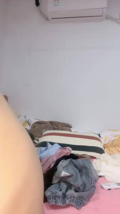 Screenshot 6 from Intimate POV Creampie — Young Asian Enthusiast Takes Control in Hotel