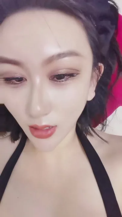 Lingerie-Clad Asian Amateur with Curves — Solo Tease Featuring Satin Bonnet のスクリーンショット 15