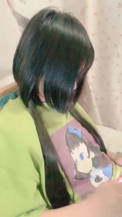 Screenshot 2 from Uncensored Asian POV Solo — Slender Girl Uses Glass Toy on Bed